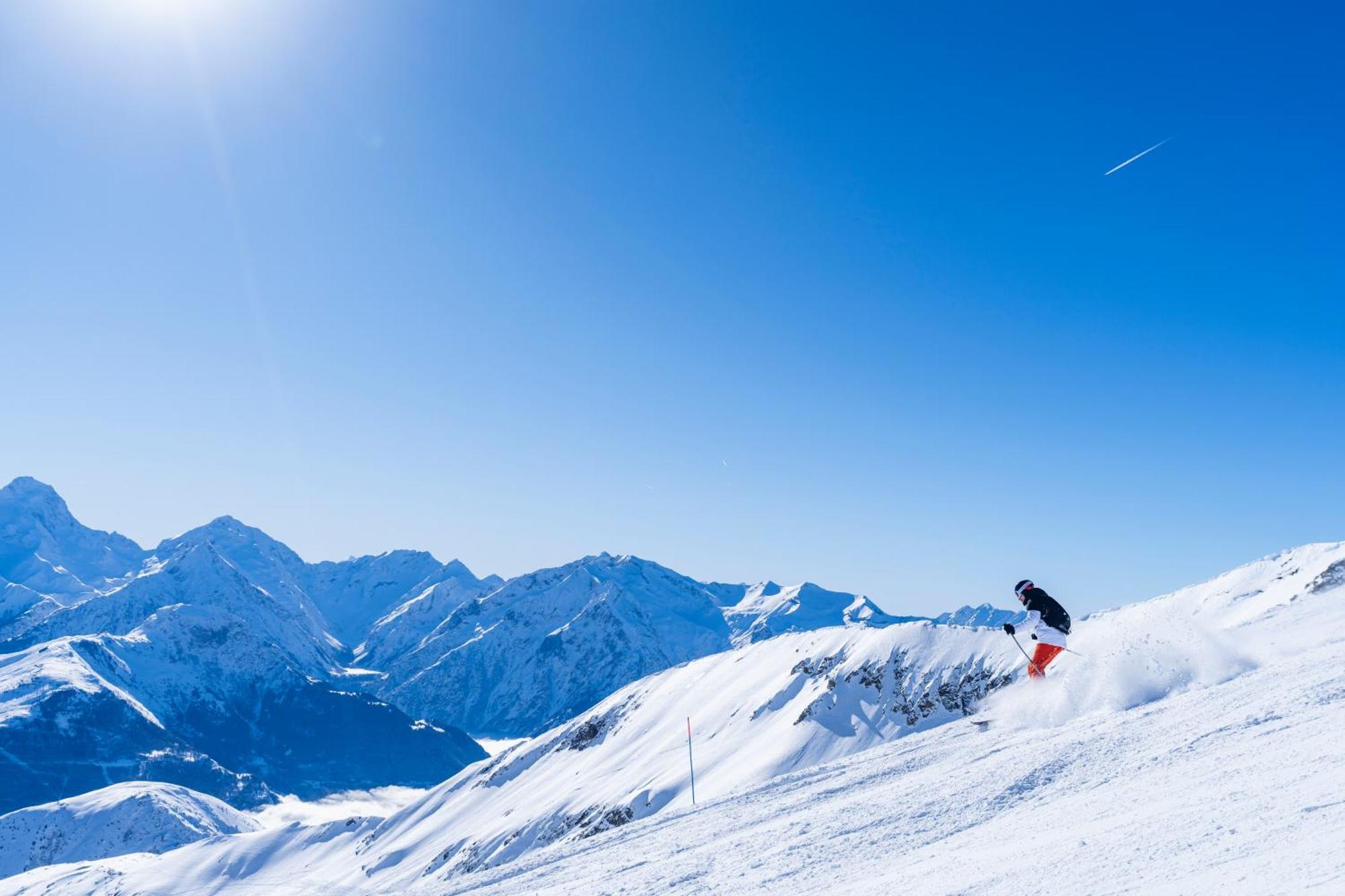 Villages Clubs Du Soleil - Oz En Oisans Oz Exterior foto